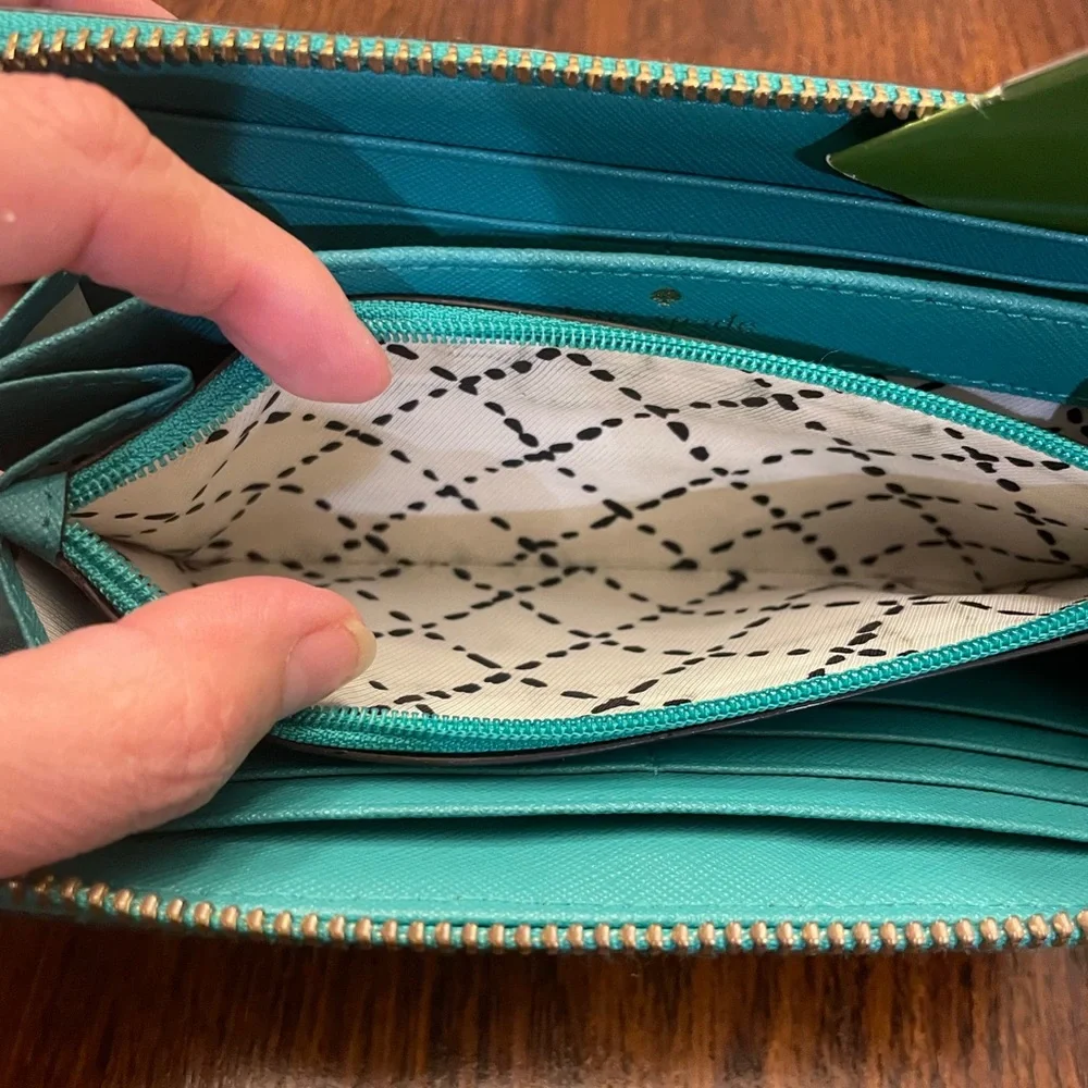 Kate Spade Teal full zip wallet
